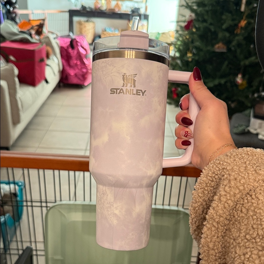 Stanley Marble Purple/White Tumbler 40oz